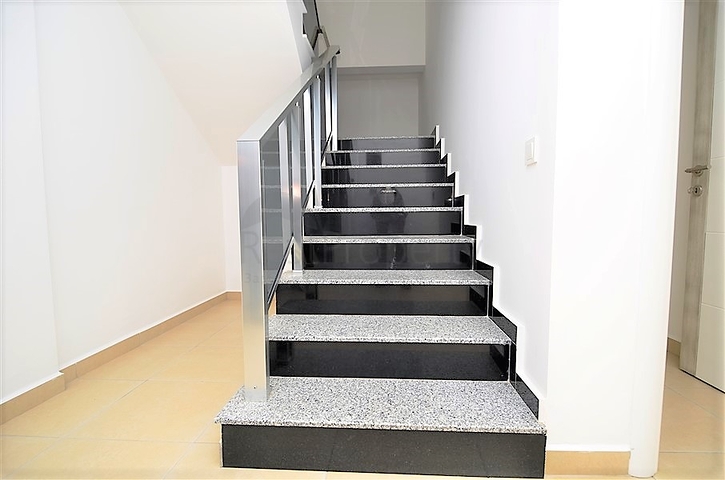 Большой пентхаус в районе Махмутлар