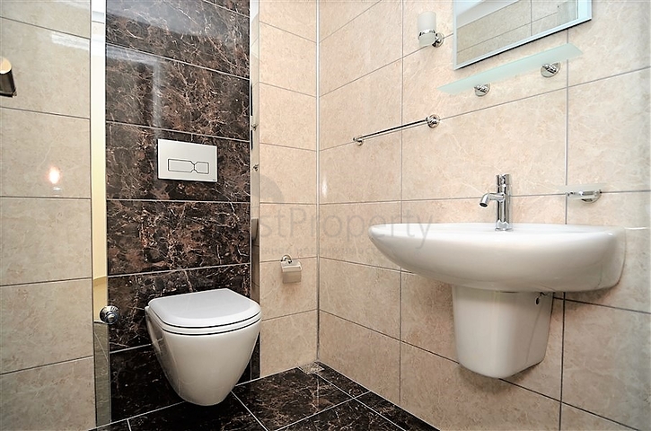 Большой пентхаус в районе Махмутлар