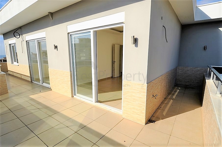 Большой пентхаус в районе Махмутлар