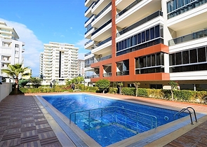 Большой пентхаус в районе Махмутлар