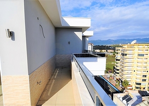 Большой пентхаус в районе Махмутлар