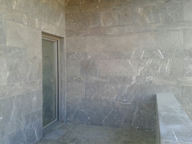 Двух этажная вилла на берегу озера Бююкчекмедже