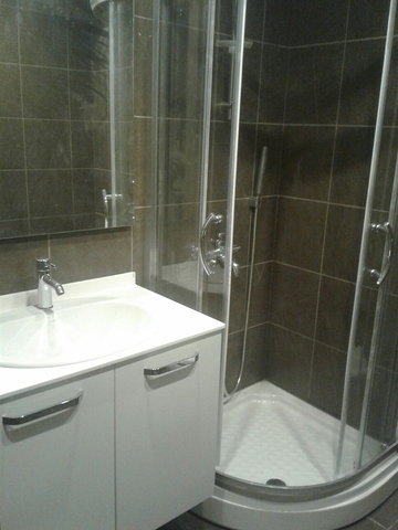 Двух этажная вилла на берегу озера Бююкчекмедже