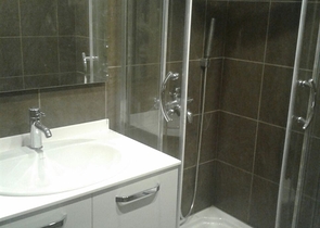 Двух этажная вилла на берегу озера Бююкчекмедже