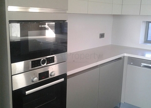 Двух этажная вилла на берегу озера Бююкчекмедже