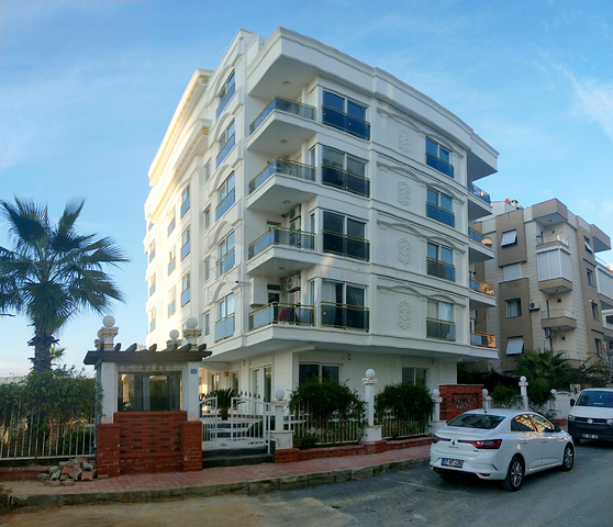 Квартиры 2+1 в новом комплексе в самом центре Лары 