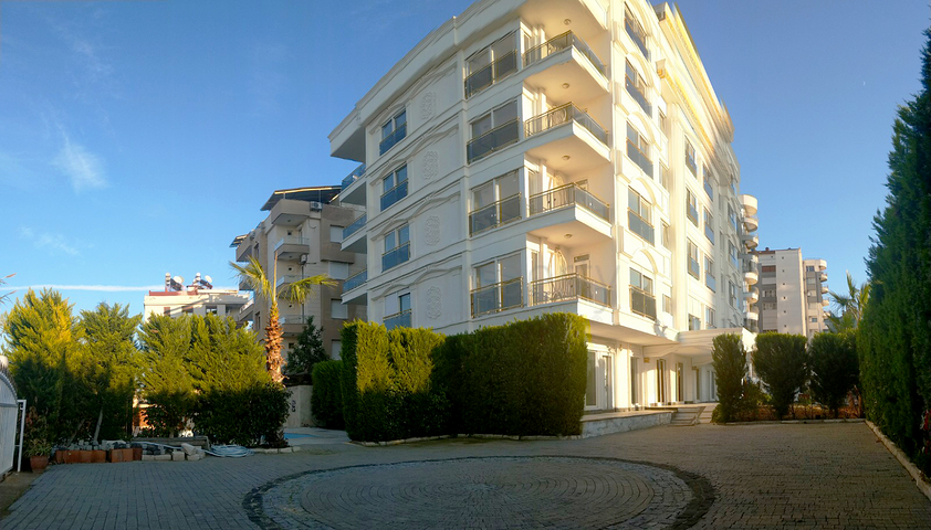 Квартиры 2+1 в новом комплексе в самом центре Лары 