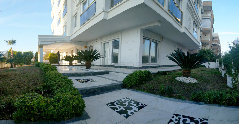 Квартиры 2+1 в новом комплексе в самом центре Лары 