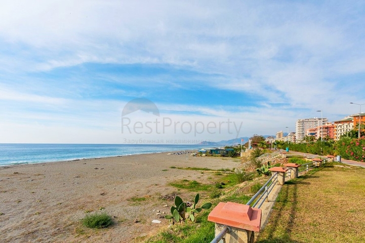 Квартира с отдельной кухней в Махмутларе