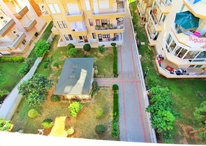 Квартира с отдельной кухней в Махмутларе