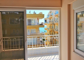 Квартира с отдельной кухней в Махмутларе