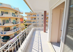 Квартира с отдельной кухней в Махмутларе