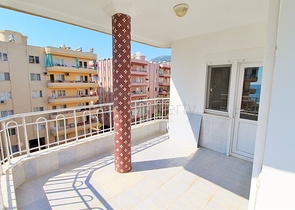 Квартира с отдельной кухней в Махмутларе