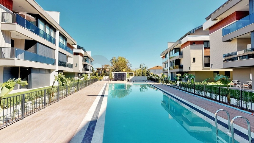 Элитные квартиры 3+1 и 4+1 в Ларе Анталья