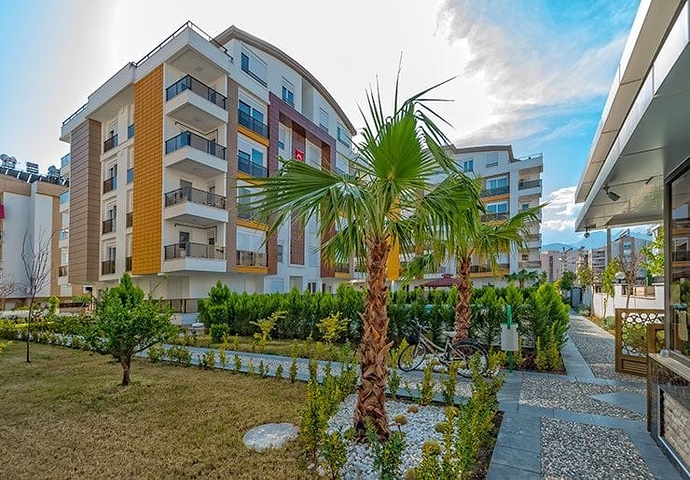 Квартира 1+1 с мебелью в Лимане Коньяалты Анталья