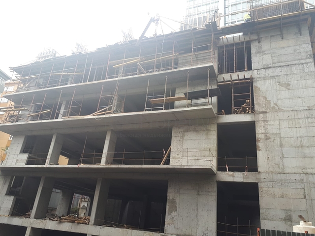 Строющийся моноблочный комплекс в районе Шишли