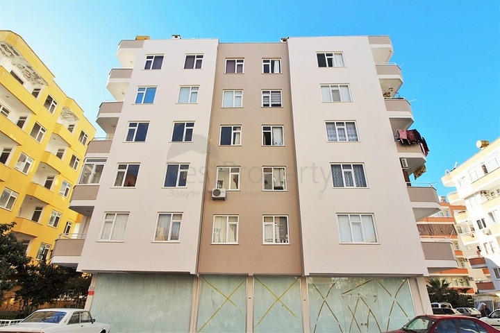 Трехкомнатная квартира в районе Махмутлар