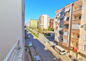 Трехкомнатная квартира в районе Махмутлар