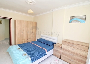 Трехкомнатная квартира в районе Махмутлар