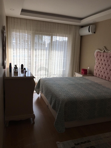 Квартира дуплекс 4+1 в государственном проекте в районе Бахчешехир