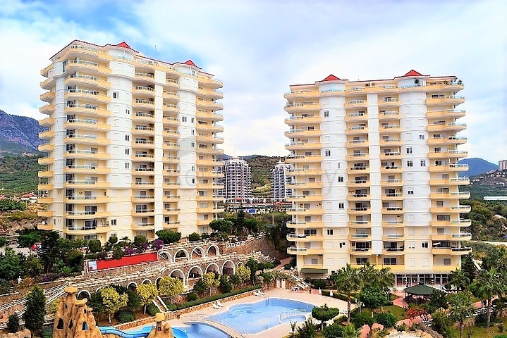 Трехкомнатная квартира в благоустроенном комплексе