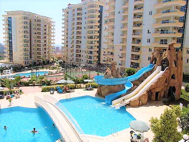 Трехкомнатная квартира в благоустроенном комплексе