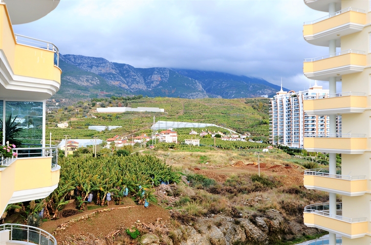 Трехкомнатная квартира в благоустроенном комплексе