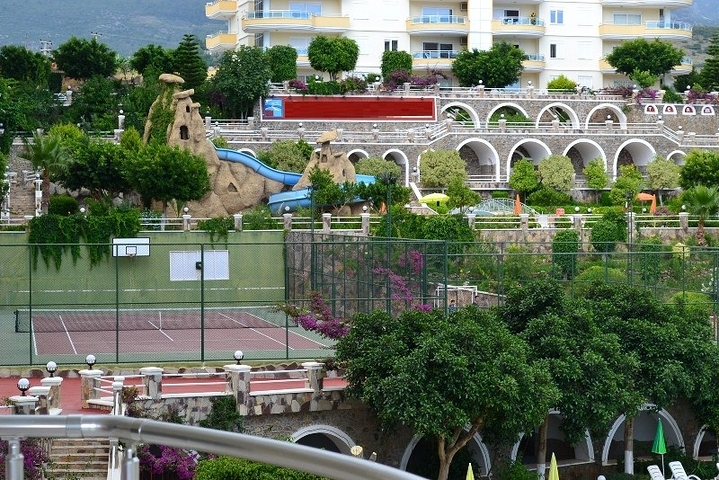 Трехкомнатная квартира в благоустроенном комплексе