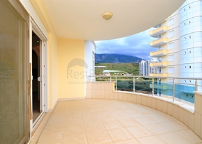 Трехкомнатная квартира в благоустроенном комплексе