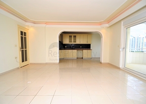 Трехкомнатная квартира в благоустроенном комплексе