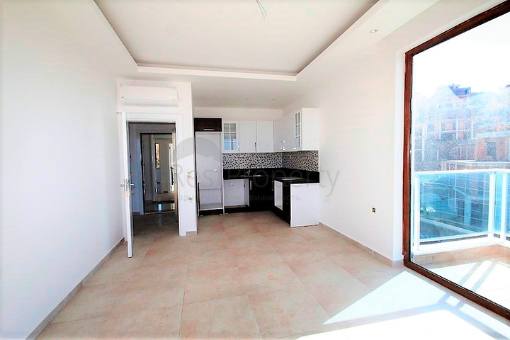 Квартира с видом на море в новом комплексе Каргыджака