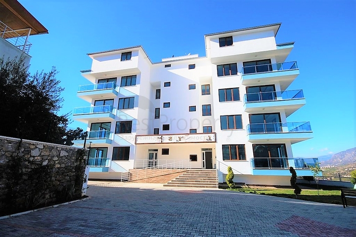 Квартира с видом на море в новом комплексе Каргыджака