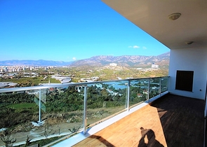 Квартира с видом на море в новом комплексе Каргыджака