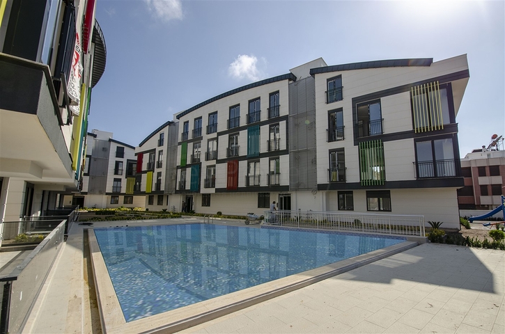 Квартиры 4+1 в Гюзельоба Лара