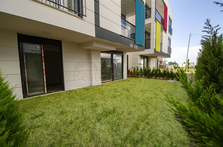 Квартиры 4+1 в Гюзельоба Лара