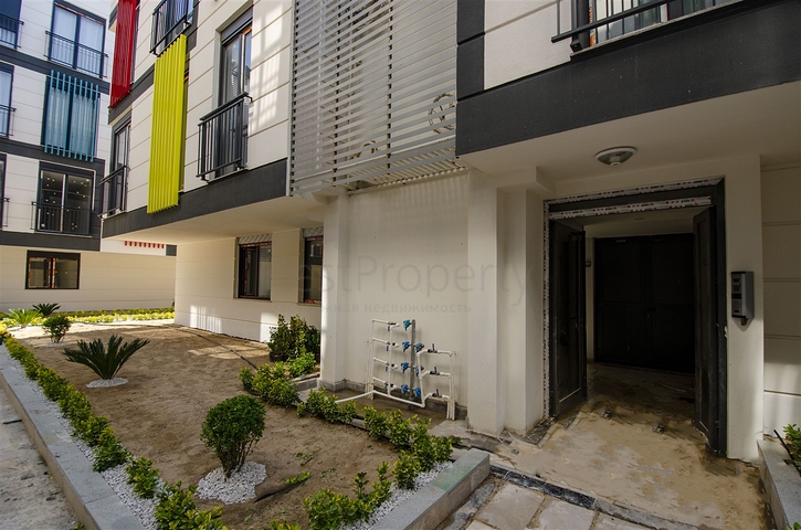 Квартиры 4+1 в Гюзельоба Лара