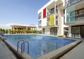 Квартиры 4+1 в Гюзельоба Лара