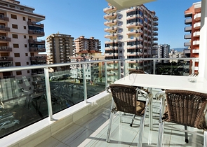 Меблированная квартира 1+1 в районе Махмутлар