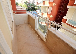 Просторная меблированная квартира с прямым видом на море