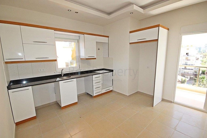 Трёхкомнатная квартира в новом комплексе Махмутлара