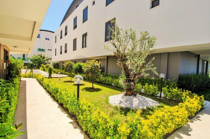 Квартиры 2+1 в комплексе Гюзельоба Лара Анталья