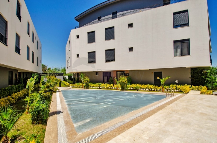 Квартиры 2+1 в комплексе Гюзельоба Лара Анталья