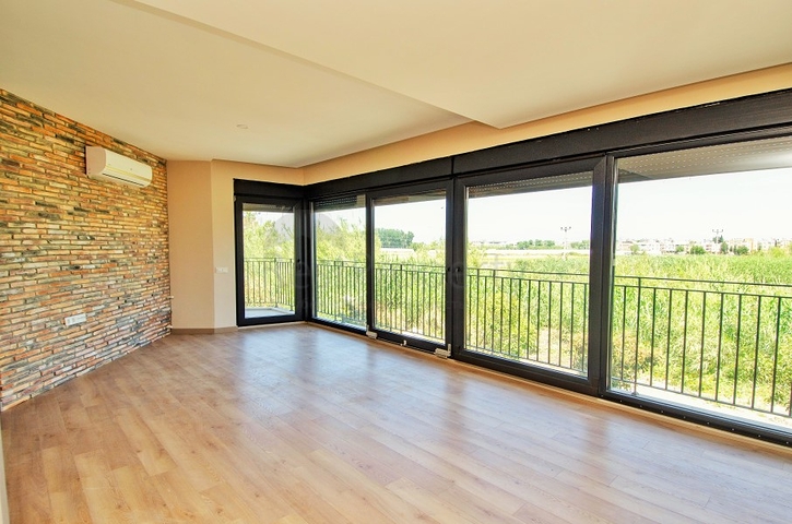 Квартиры 2+1 в комплексе Гюзельоба Лара Анталья