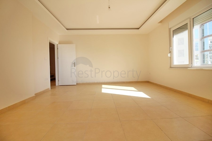 Пентхаус планировки 4+2 с видом на море и горы