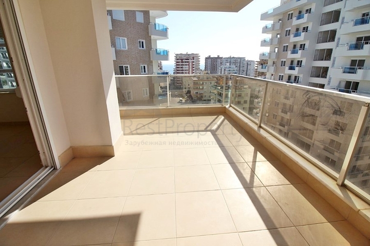 Пентхаус планировки 4+2 с видом на море и горы