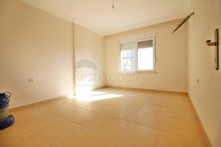 Пентхаус планировки 4+2 с видом на море и горы