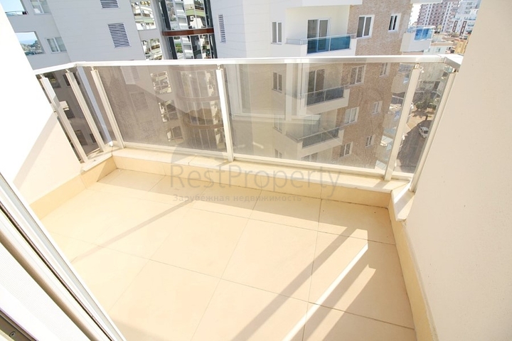 Пентхаус планировки 4+2 с видом на море и горы