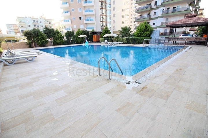 Пентхаус планировки 4+2 с видом на море и горы