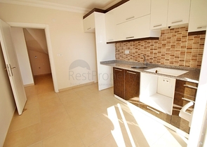 Пентхаус планировки 4+2 с видом на море и горы