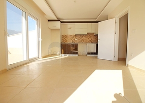 Пентхаус планировки 4+2 с видом на море и горы